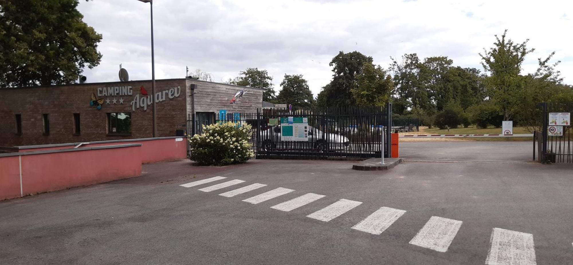 Camping Aquarev Hotel Loudeac Exterior photo